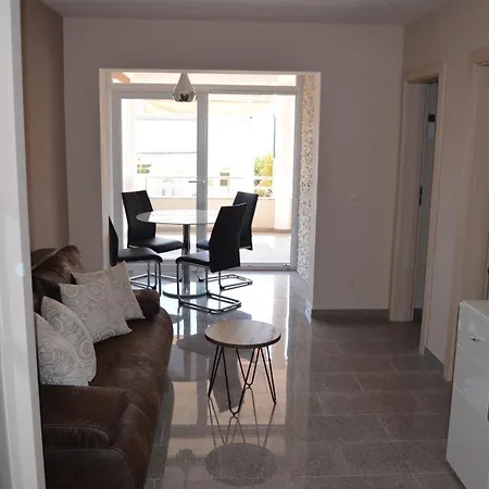 Apartment By The Sea Petrcane, Zadar - 3285